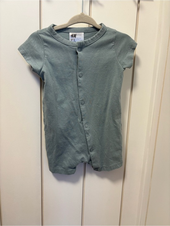 H&M Other - H&M Short-Sleeve Button Romper